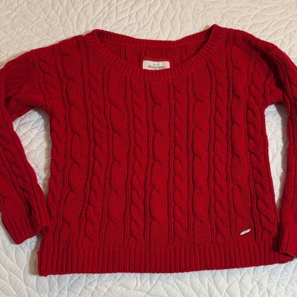 Abercrombie Red Cable Knit Sweater size medium - Picture 2 of 10